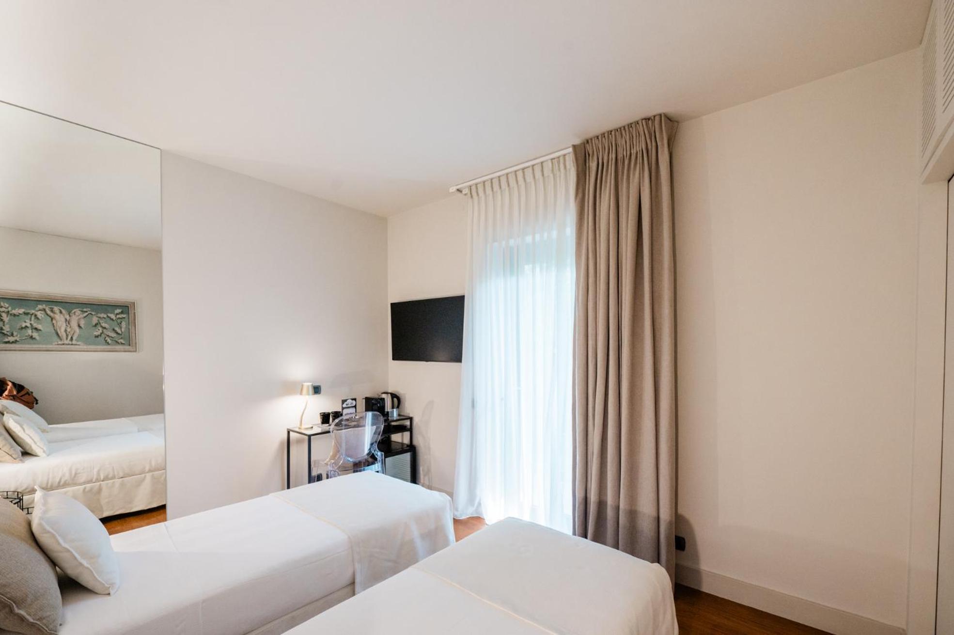 Airport Bea Rooms Azzano San Paolo Exterior photo