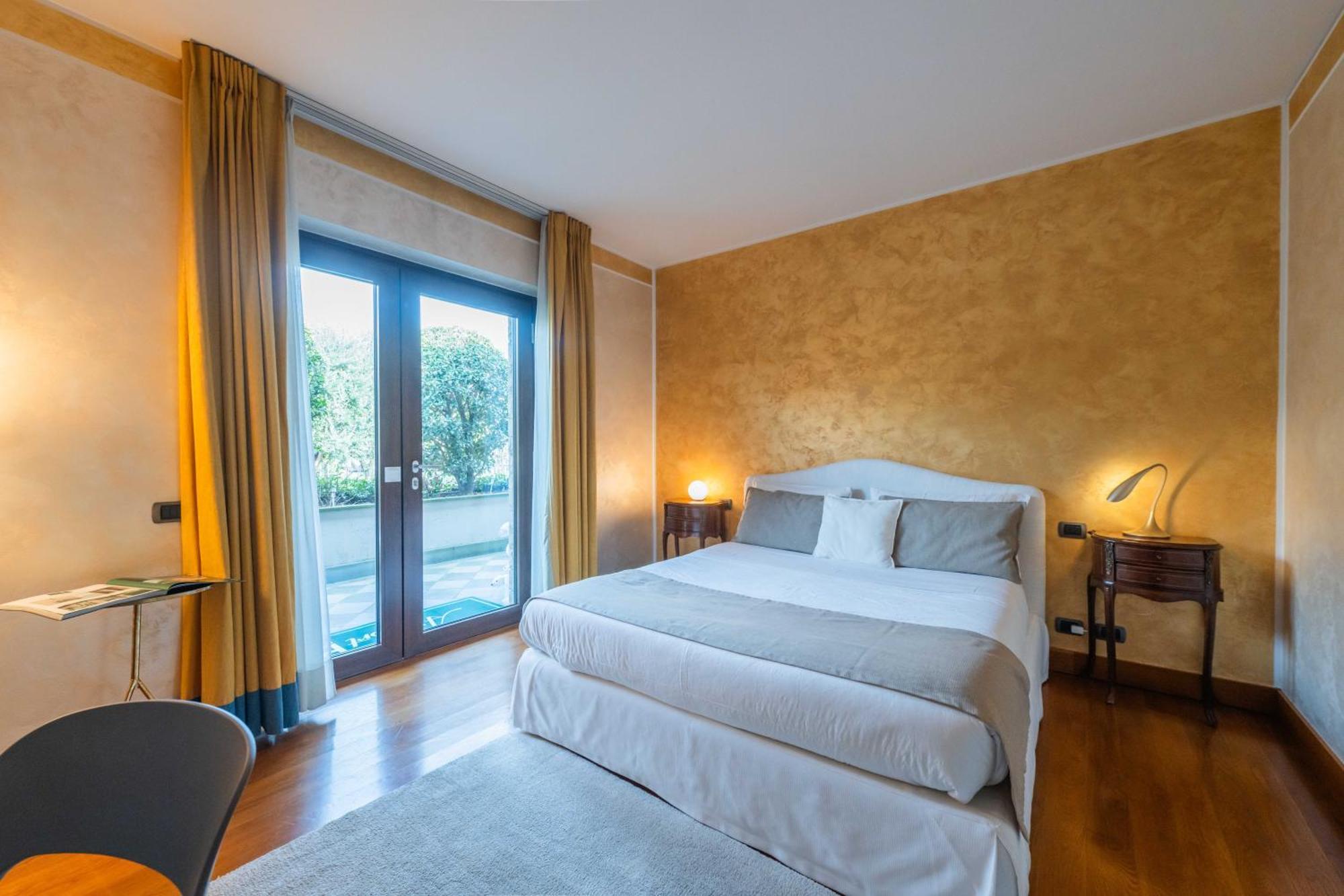 Airport Bea Rooms Azzano San Paolo Exterior photo